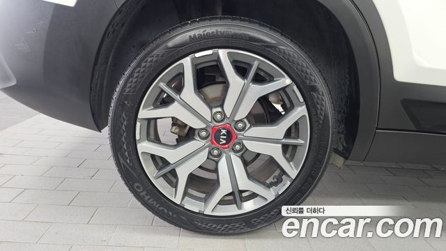 Kia Seltos из Кореи Encar