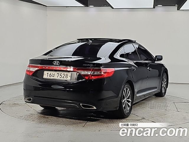 Hyundai Grandeur LPG HG300 Handicapped Only — пробег 220 861 км — фото 4 из 5