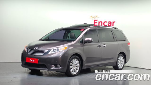 Toyota Sienna 3.5 AWD — пробег 153 157 км — фото 1 из 5