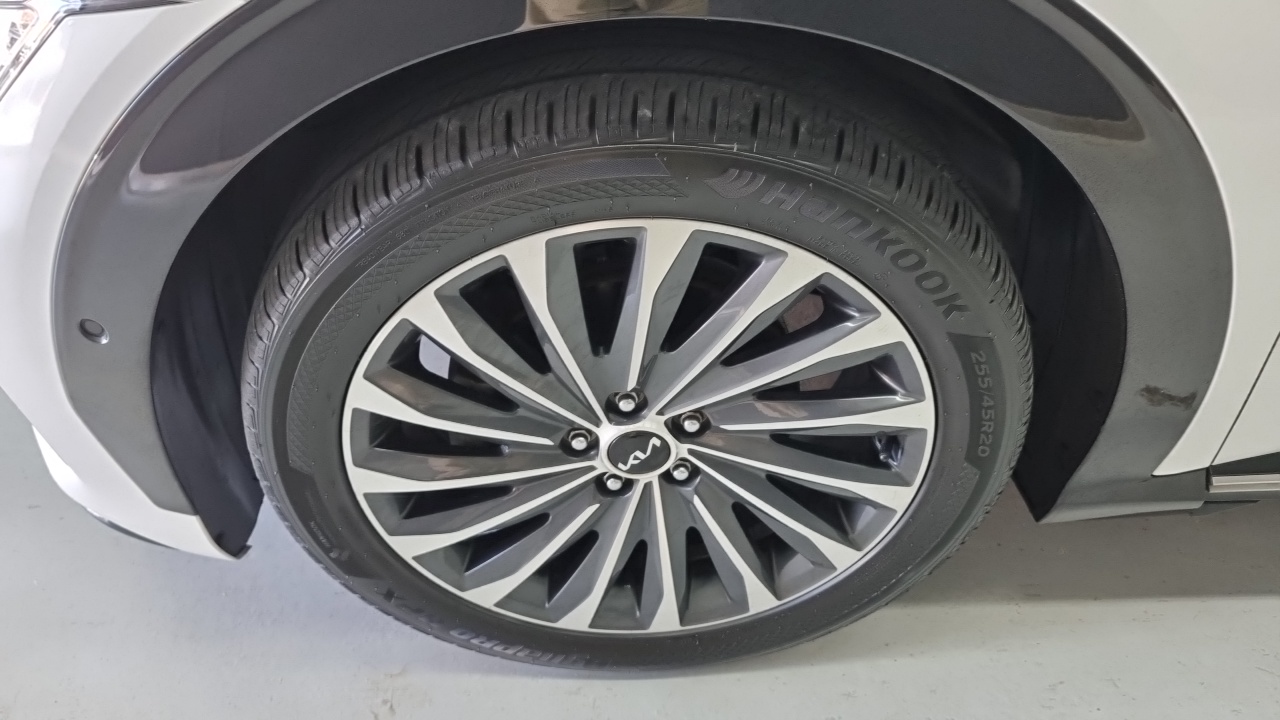 Kia EV6 из Кореи Encar