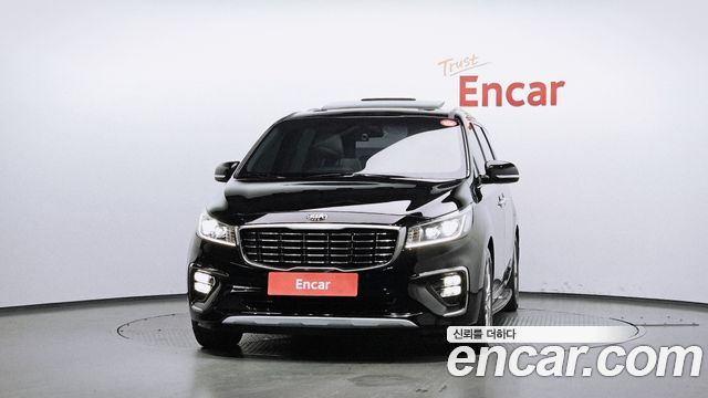 Kia Carnival 9-Seater Prstige — пробег 73 587 км — фото 3 из 5