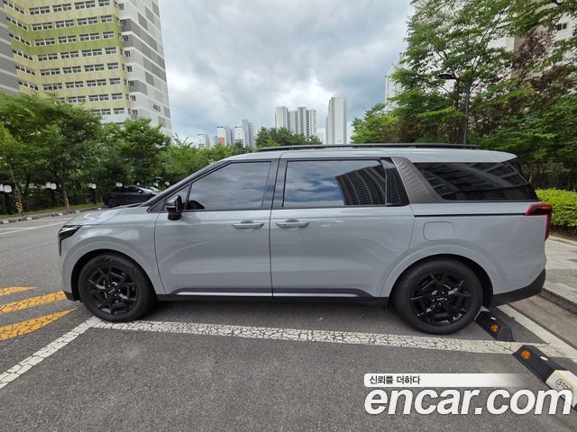 Kia Carnival Diesel 9-Seater Gravity — пробег 45 500 км — фото 2 из 5