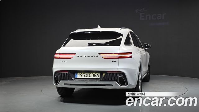 Genesis GV70 из Кореи Encar