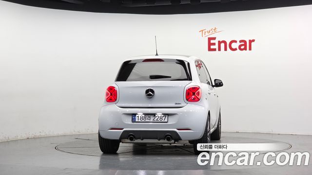 Smart Forfour 0.9 Brabus — пробег 48 773 км — фото 4 из 5