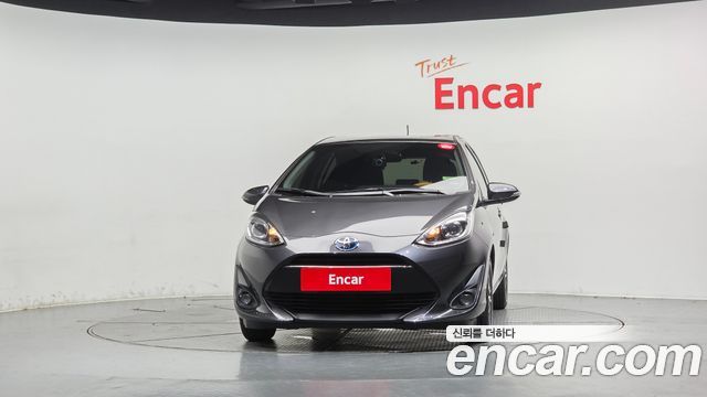 Toyota Prius из Кореи Encar