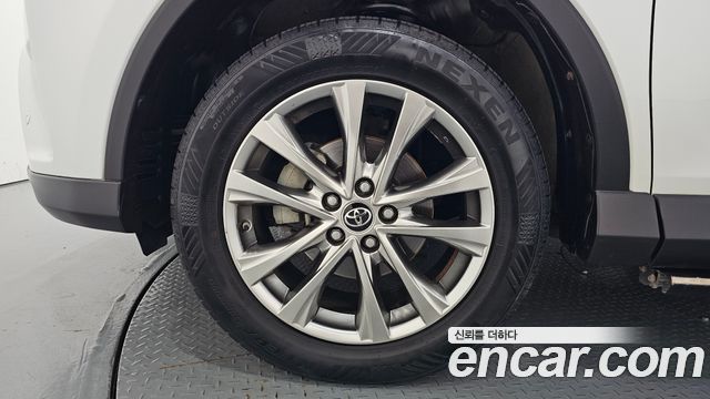 Toyota RAV4 из Кореи Encar