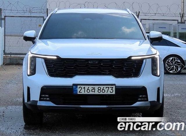 Kia Sorento Gasoline 2.5T 2WD Signature — пробег 66 747 км — фото 2 из 2