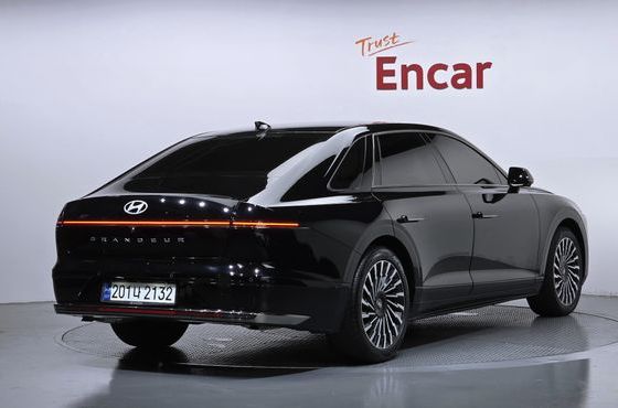 Hyundai Grandeur Calligraphy — пробег 30 683 км — фото 2 из 5
