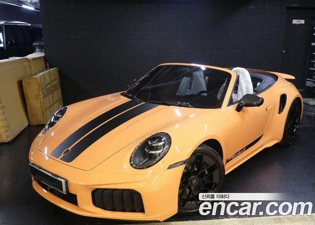 Porsche 911 Turbo S Cabriolet — пробег 15 км — фото 4 из 5