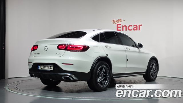 Mercedes-Benz GLC-Class GLC220 d 4MATIC Coupe — пробег 72 257 км — фото 2 из 5