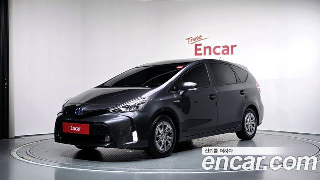 Toyota Prius 1.8 — пробег 21 186 км — фото 1 из 5