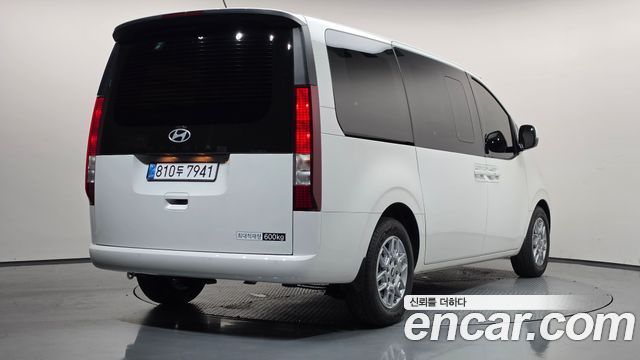 Hyundai Staria из Кореи Encar
