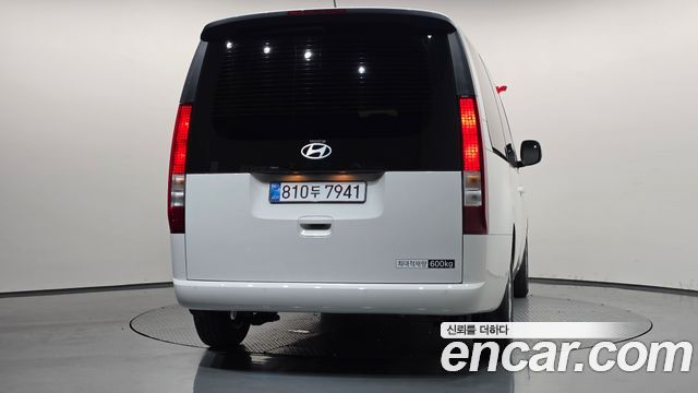Hyundai Staria из Кореи Encar