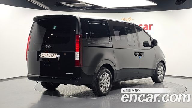 Hyundai Staria из Кореи Encar