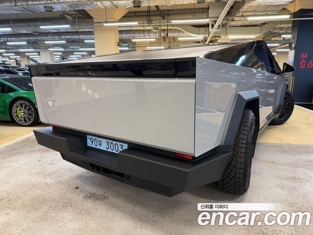 Tesla Cybertruck Cyberbeast — пробег 14 000 км — фото 3 из 5