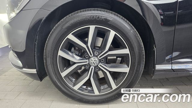 Volkswagen Passat 2.0 TDI Premium — пробег 167 388 км — фото 5 из 5