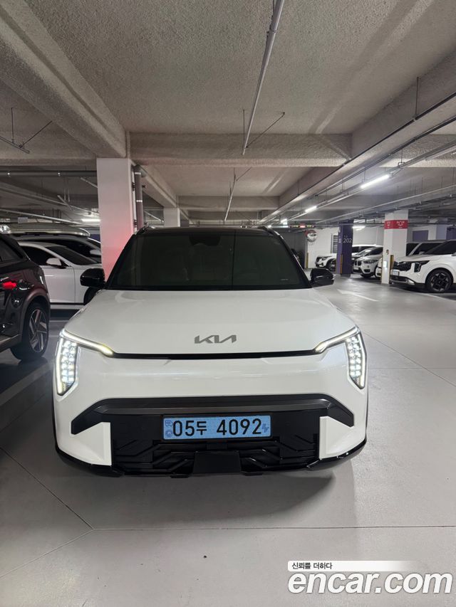 Kia EV3 Long Range 2WD GT Line — пробег 61 000 км — фото 1 из 5