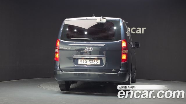Hyundai Starex Van 3-Seater LPi Smart — пробег 51 894 км — фото 4 из 5