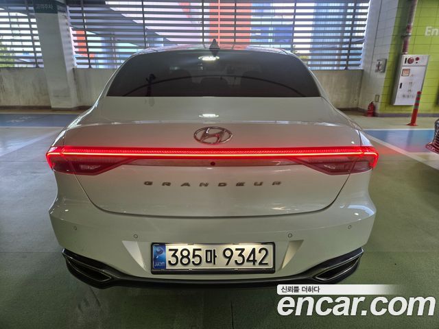 Hyundai Grandeur 3.0 LPi Rent Car Premium — пробег 93 752 км — фото 3 из 5
