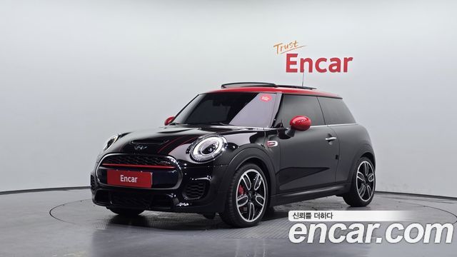 Mini Cooper JCW 3rd Generation — пробег 66 426 км — фото 1 из 5