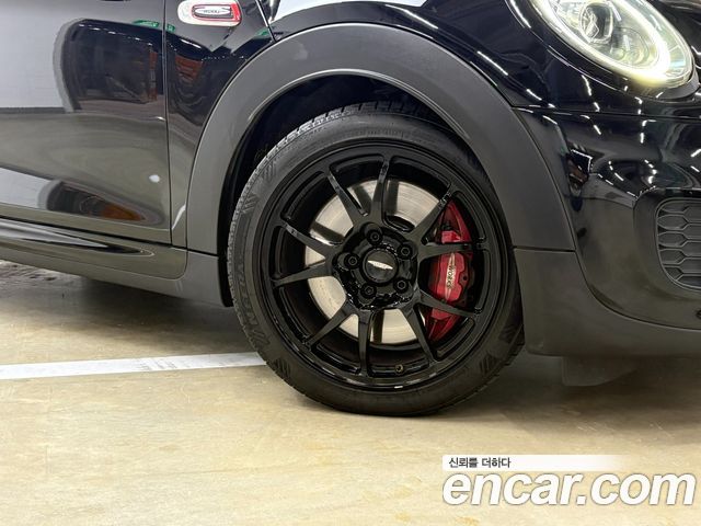 Mini Cooper Convertible JCW 3rd — пробег 67 321 км — фото 3 из 5