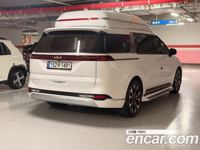 Kia Carnival Diesel 7-Seater Hi-Limousine Signature — пробег 70 266 км — фото 3 из 5