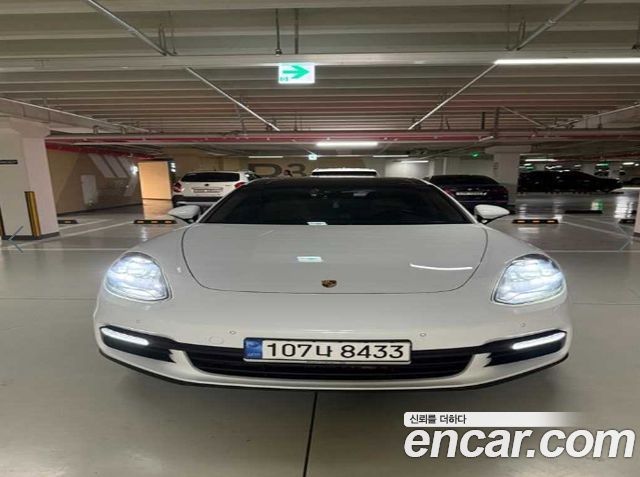 Porsche Panamera 3.0 AWD — пробег 234 404 км — фото 1 из 5