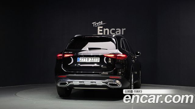 Mercedes-Benz GLC-Class GLC 300 4MATIC Avantgarde — пробег 1 730 км — фото 4 из 5