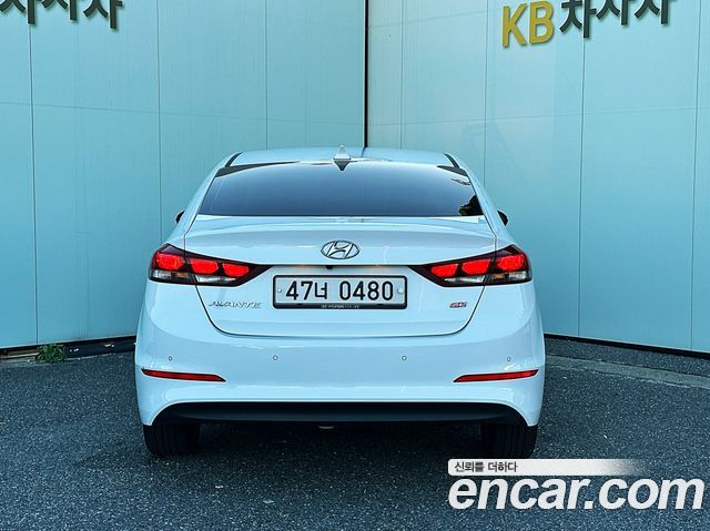Hyundai AVANTE из Кореи Encar