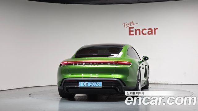 Porsche Taycan из Кореи Encar