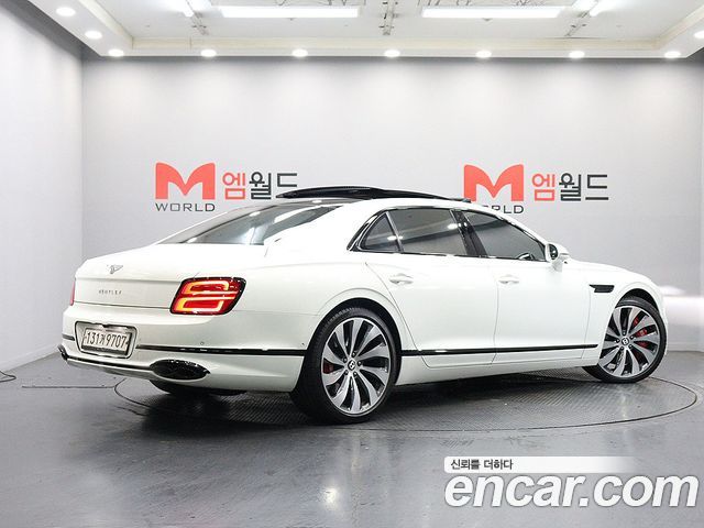 Bentley Flying Spur 4.0 — пробег 38 385 км — фото 2 из 5