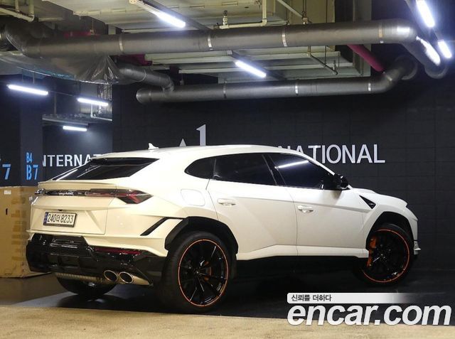 Lamborghini Urus 4.0 V8 S — пробег 12 950 км — фото 5 из 5