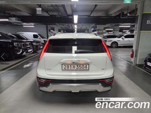 Kia Niro Signature — пробег 78 153 км — фото 4 из 5