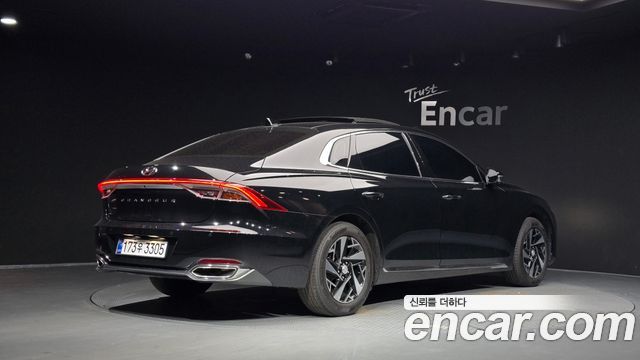 Hyundai Grandeur из Кореи Encar