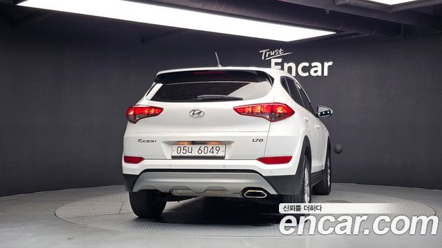 Hyundai Tucson Diesel 1.7 2WD Style — пробег 228 312 км — фото 4 из 5