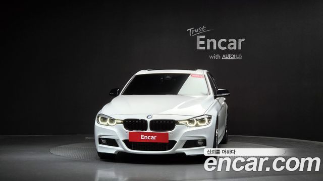 BMW 3-Series 320i M Sport — пробег 77 108 км — фото 3 из 5