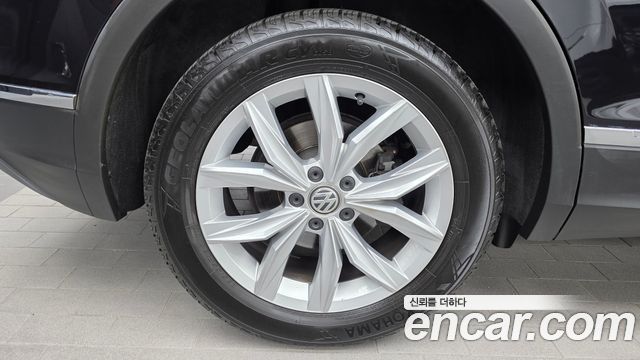 Volkswagen Tiguan 2.0 TDI Premium — пробег 116 722 км — фото 5 из 5