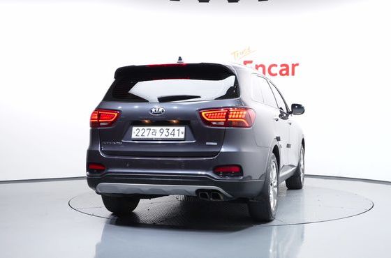 Kia Sorento Diesel 2.0 2WD Prestige — пробег 87 971 км — фото 4 из 5