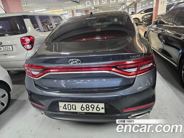 Hyundai Grandeur Exclusive Special — пробег 153 199 км — фото 4 из 5