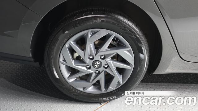 Hyundai AVANTE Modern — пробег 10 687 км — фото 5 из 5
