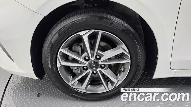 Kia K3 из Кореи Encar