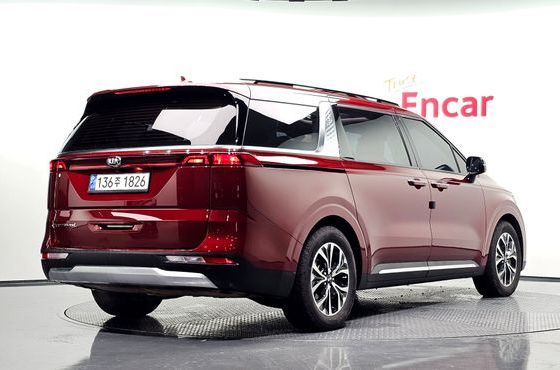 Kia Carnival Gasoline 9-Seater Signature — пробег 86 734 км — фото 2 из 5