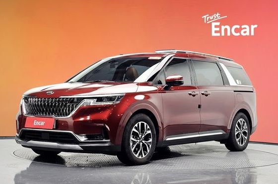 Kia Carnival Gasoline 9-Seater Signature — пробег 86 734 км — фото 1 из 5