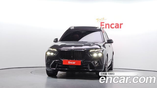 BMW X7 xDrive 40i M Sport 6STR — пробег 84 585 км — фото 3 из 5
