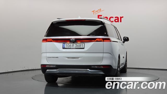 Kia Carnival Diesel 9-Seater Signature — пробег 97 199 км — фото 4 из 5