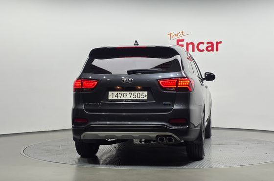 Kia Sorento Diesel 2.0 2WD Prestige — пробег 77 443 км — фото 4 из 5