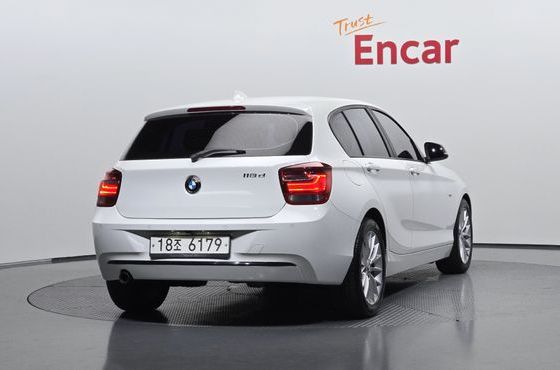 BMW 1-Series 118d Sport 5Door — пробег 157 978 км — фото 2 из 5