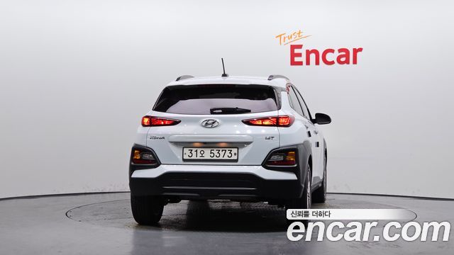 Hyundai Kona из Кореи Encar