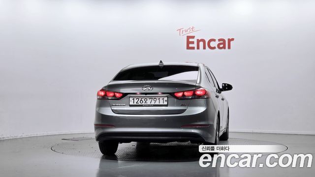 Hyundai AVANTE из Кореи Encar