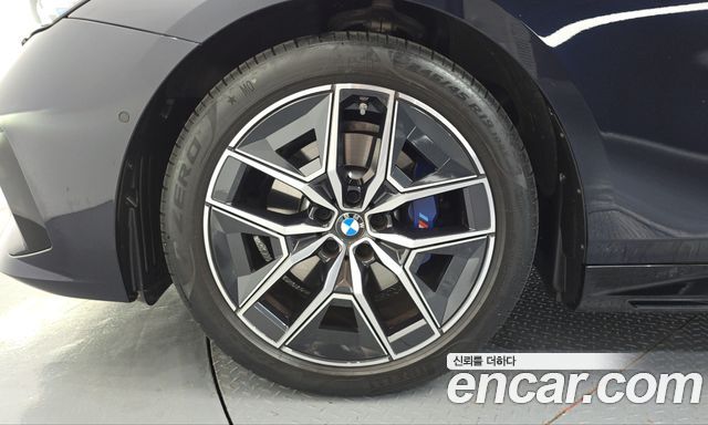 BMW 5-Series 520i M Sport — пробег 31 195 км — фото 5 из 5